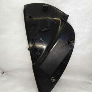 Tapa fusibles lado acompañante Audi A3 (8P) 2005