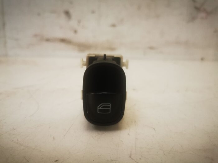 Botón elevalunas eléctrico Mercedes Benz clase C W203