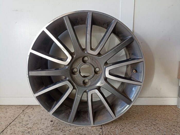 Llanta aluminio R17 Fiat Bravo II 2008