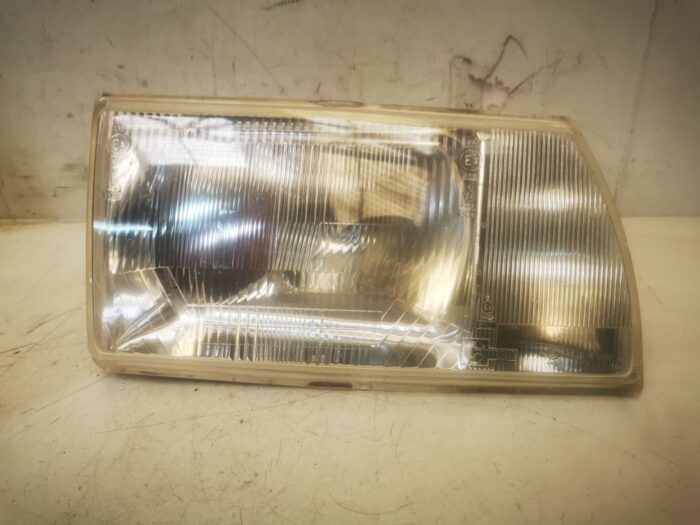 Faro delantero izquierdo Citroen C15