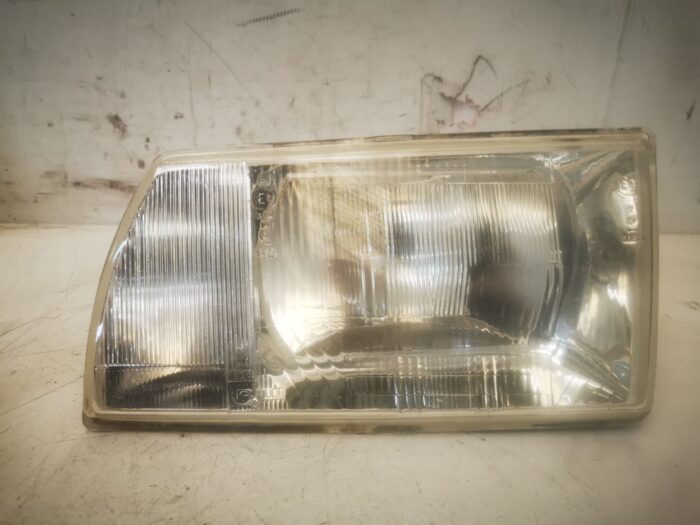 Faro delantero derecho Citroen C15