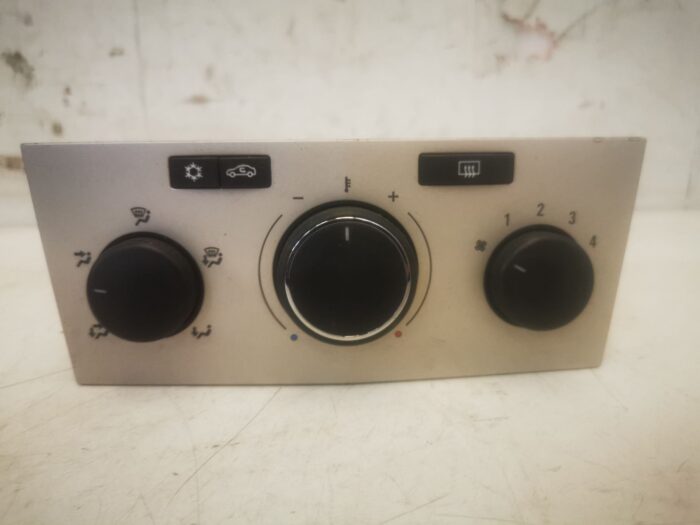 Mando calefacción y A/C Opel Astra H 2006