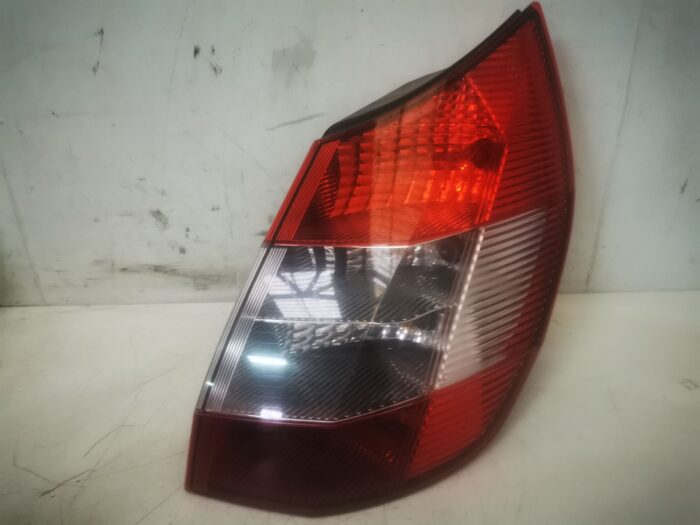 Piloto trasero derecho Renault Scenic II 2005