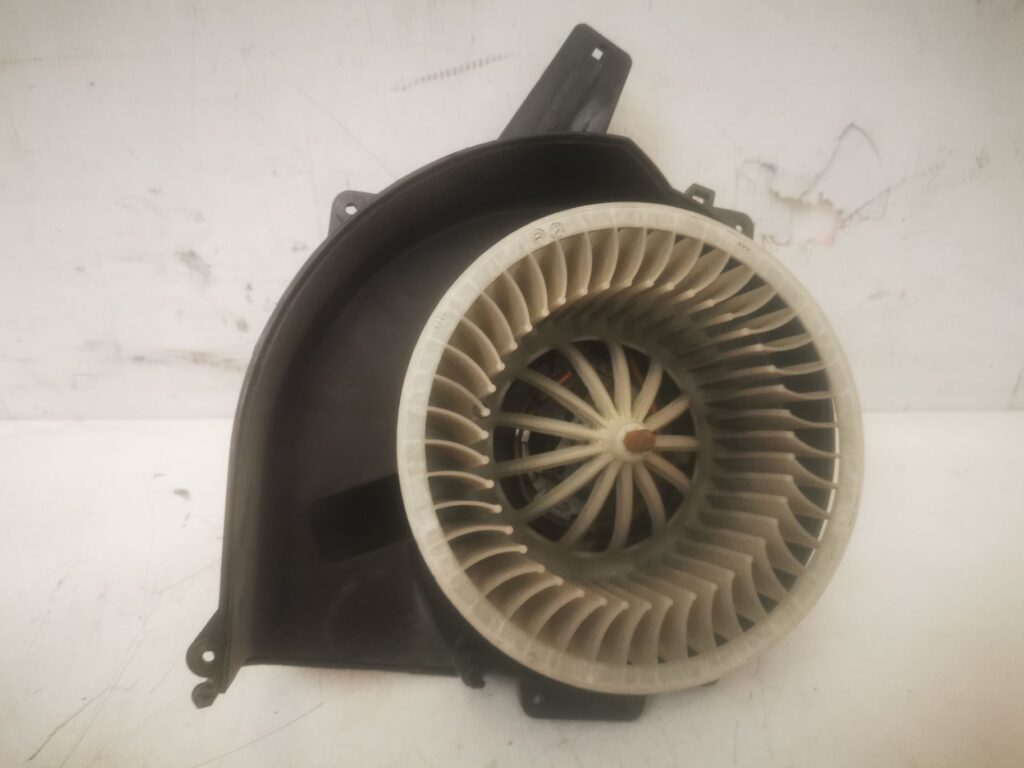 Motor calefacción A/C Volkswagen Polo IV (9N) 2007