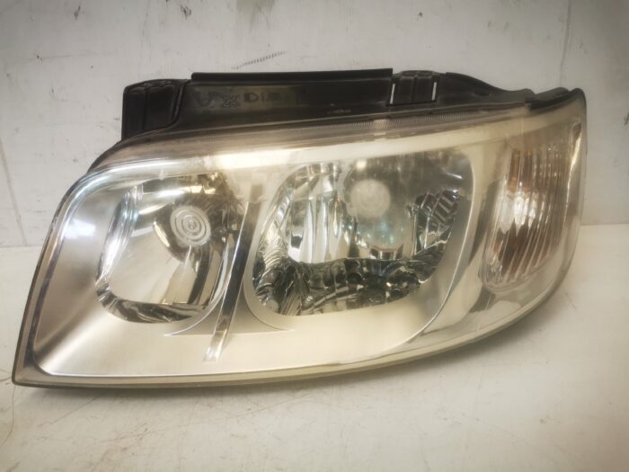 Faro delantero izquierdo Hyundai Matrix 2005