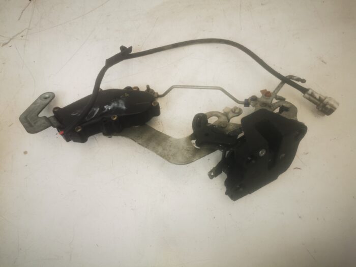 Cerradura trasera derecha Suzuki Baleno