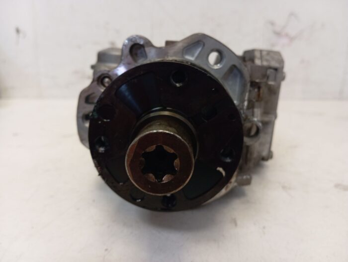 Bomba inyectora Nissan Almera Tino 2005