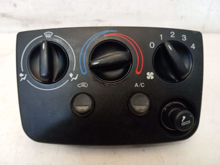 Mando climatización Ford Fiesta IV 1996