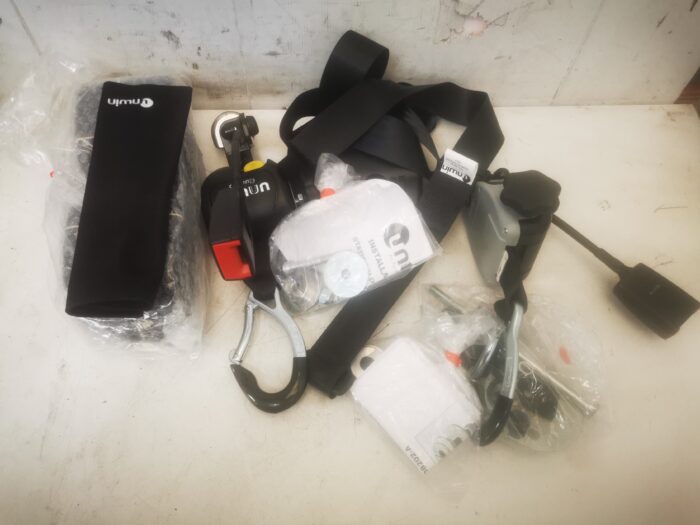 Kit anclaje y cinturones para silla de ruedas compatible Renault