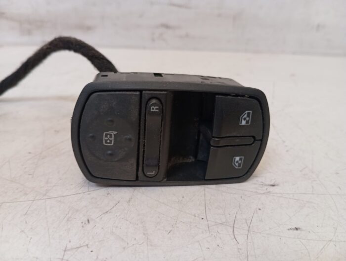 Mando Elevalunas Delantero Izquierdo Opel Corsa D 2007