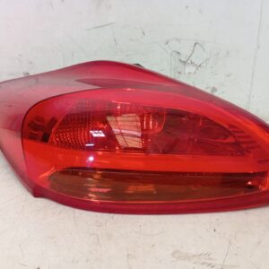 Piloto Trasero izquierdo Kia Cee´d 2013 LED con toque reparado