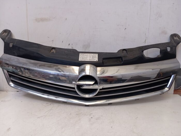 Rejilla Delantera Opel Astra H 2008