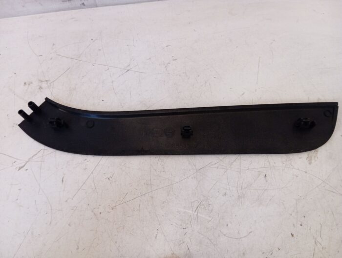 Moldura puerta delantera izquierda Alfa Romeo Giulietta (940) 2014