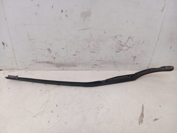 Brazo Limpia Delantero Izquierdo Peugeot 307 2005