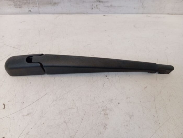 Brazo Limpia Trasero Peugeot 307 2005