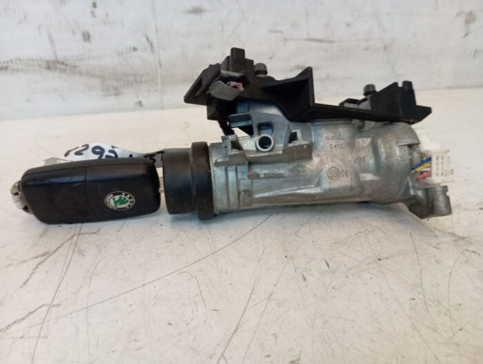Antirrobo con Llave Contacto Skoda SuperB II 2011