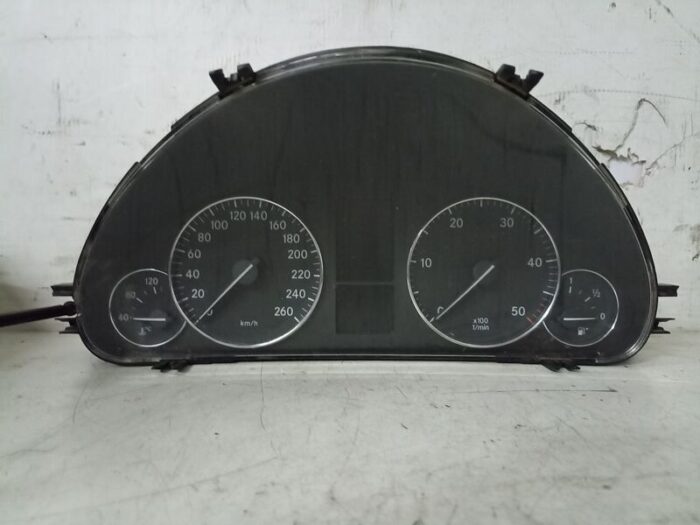 Cuadro Instrumentos Mercedes-benz Clase C 2004