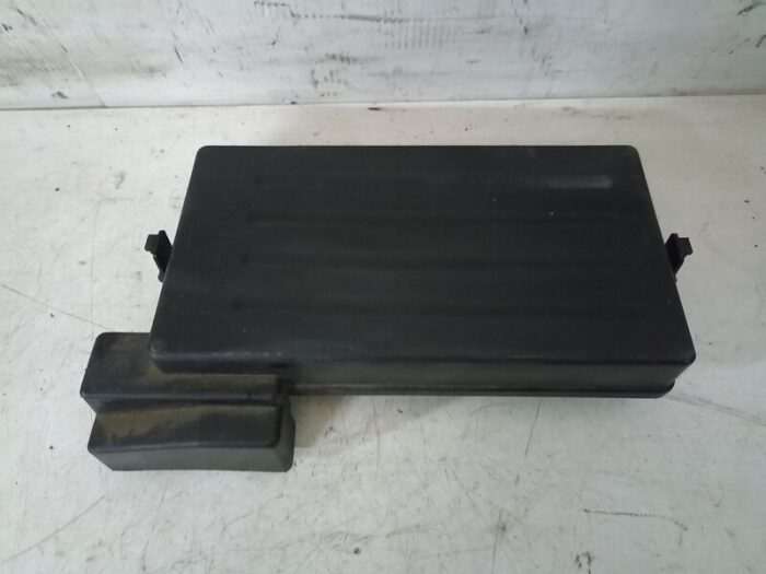 Tapa Caja Relés Fusibles Chevrolet Epica 2008